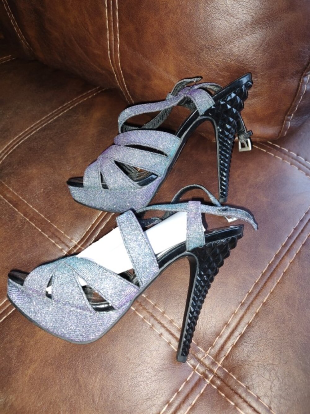 Women Nine & CO Iridescent Glitter Strap High Heel Dress Stiletto Heels Size 8 M